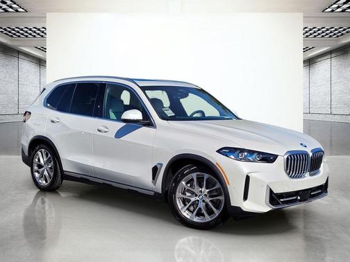Mineral White Metallic 2026 BMW X5 PHEV xDrive50e