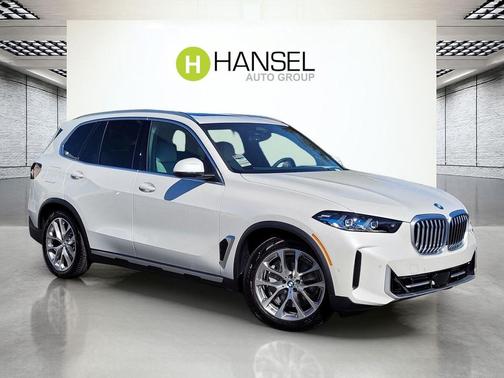 Mineral White Metallic 2026 BMW X5 PHEV xDrive50e
