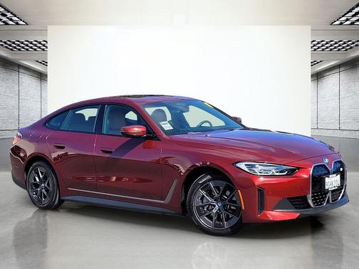 Aventurin Red Metallic 2023 BMW i4 Gran Coupe eDrive35