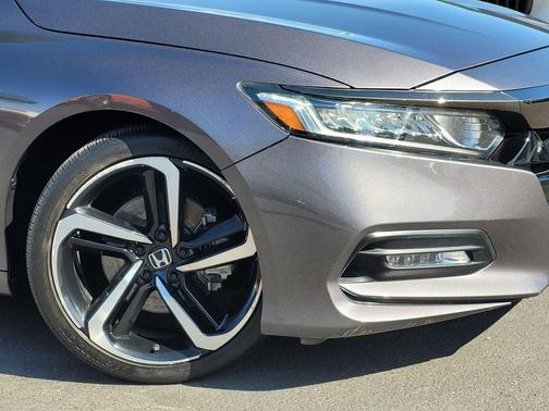 Modern Steel Metallic 2018 Honda Accord Sport