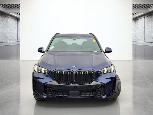 Tanzanite Blue II Metallic 2025 BMW X5 PHEV xDrive50e