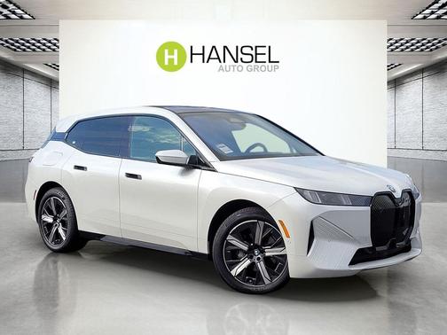 2026 BMW iX xDrive60