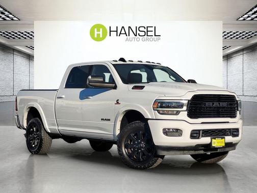Bright White Clearcoat 2021 RAM 2500 Laramie Crew Cab 4x4 6'4' Box