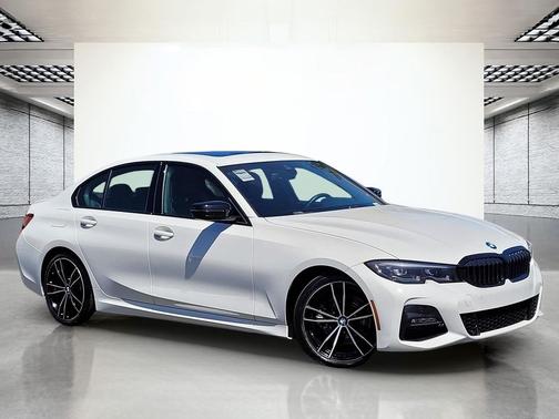 Alpine White 2022 BMW 330 330i Sedan