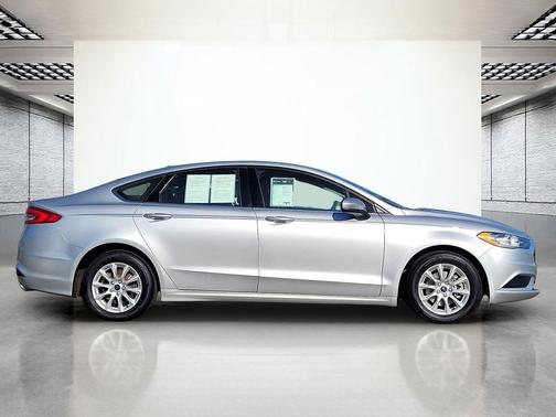 2018 Ford Fusion S