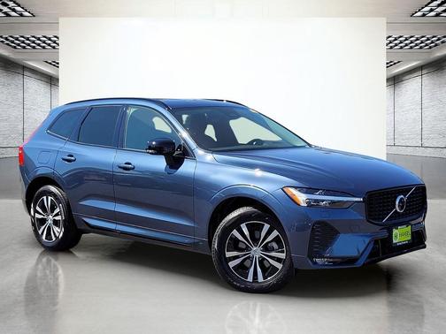 2025 Volvo XC60 B5 Core