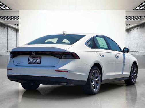 Platinum White Pearl 2023 Honda Accord EX