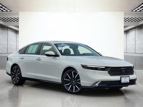 2023 Honda Accord Hybrid Touring
