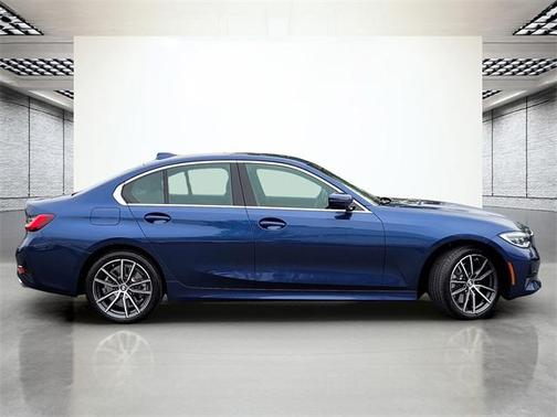 2022 BMW 330 xDrive