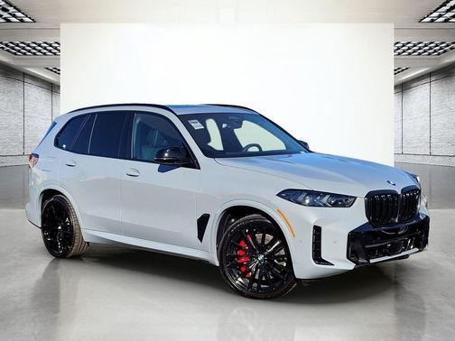 2026 BMW X5 M60i