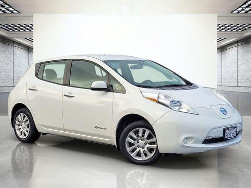 2015 Nissan Leaf S