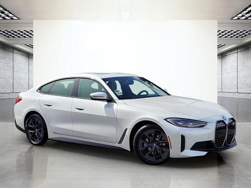 Mineral White Metallic 2023 BMW i4 Gran Coupe eDrive40