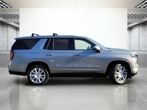 2023 Chevrolet Tahoe 4WD High Country