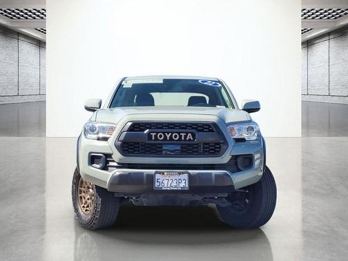 2022 Toyota Tacoma SR5