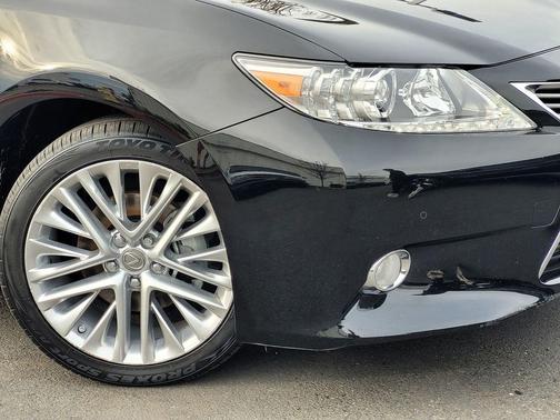2013 Lexus ES 350 Base