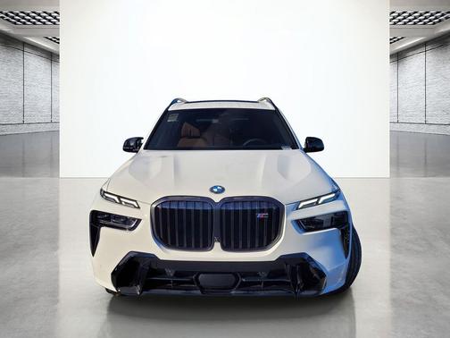 2026 BMW X7 M60i