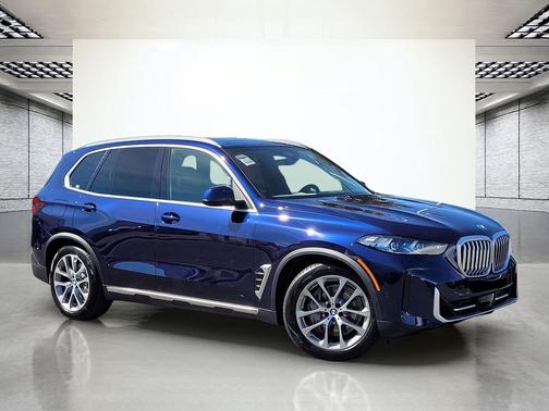 Tanzanite Blue II Metallic 2026 BMW X5 PHEV xDrive50e