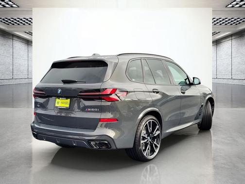 2026 BMW X5 M60i
