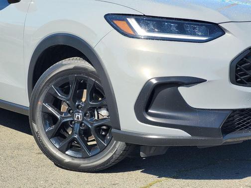 2025 Honda HR-V AWD Sport