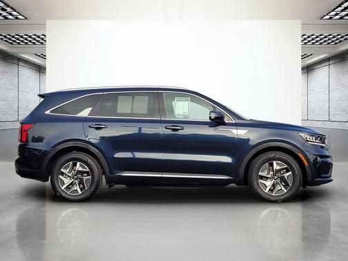 2022 Kia Sorento Hybrid EX
