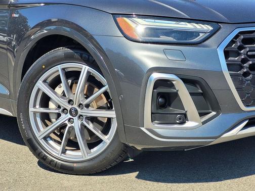 2021 Audi Q5 Prestige 55 TFSI e quattro S tronic