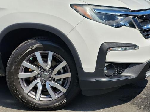 Platinum White Pearl 2021 Honda Pilot 2WD EX-L