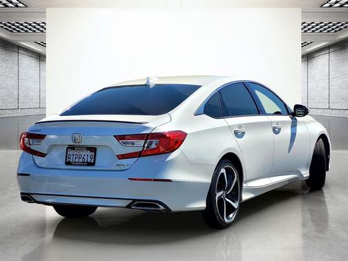 Platinum White Pearl 2020 Honda Accord Sport 1.5T