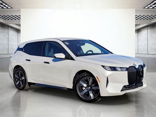 2026 BMW iX xDrive45