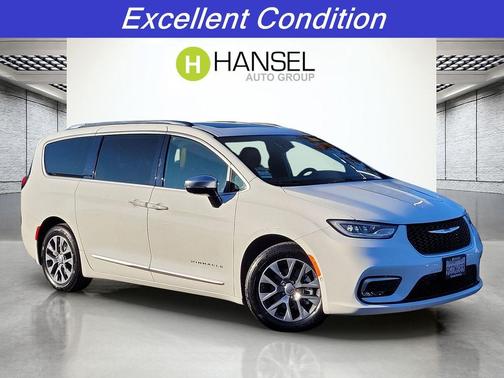 2023 Chrysler Pacifica L