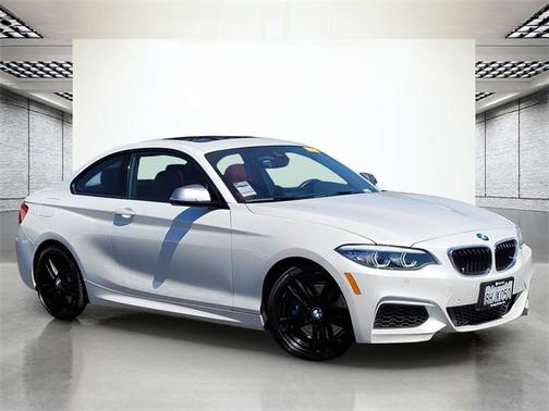 2019 BMW M240 i