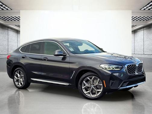 2022 BMW X4 xDrive30i