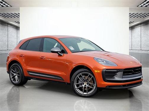 2023 Porsche Macan Base
