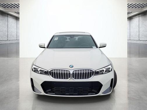 Alpine White 2026 BMW 330 330i