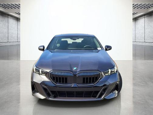 2026 BMW 530 