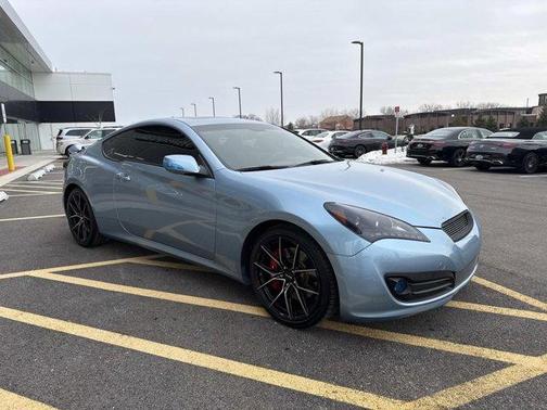 2012 Hyundai Genesis Coupe 3.8 Track