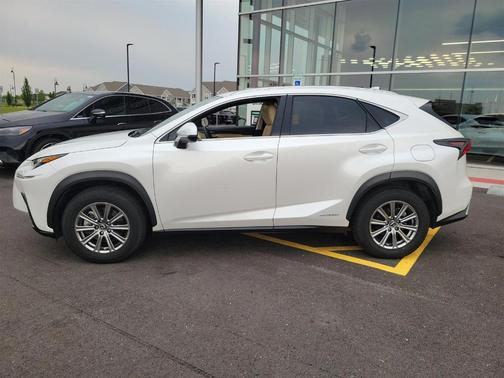 2021 Lexus NX 300h