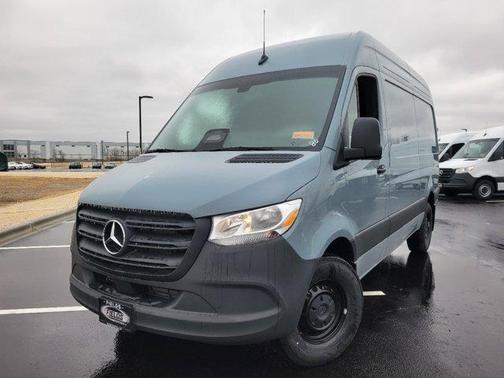 2025 Mercedes-Benz Sprinter 2500 Standard Roof