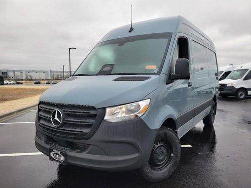 2025 Mercedes-Benz Sprinter 2500 Standard Roof