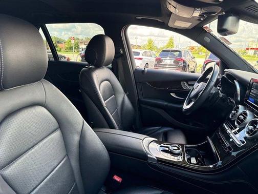 2017 Mercedes-Benz GLC 300 Base 4MATIC