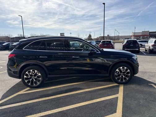 2025 Mercedes-Benz GLC 350e Base 4MATIC