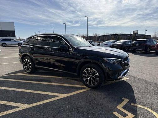 2025 Mercedes-Benz GLC 350e Base 4MATIC