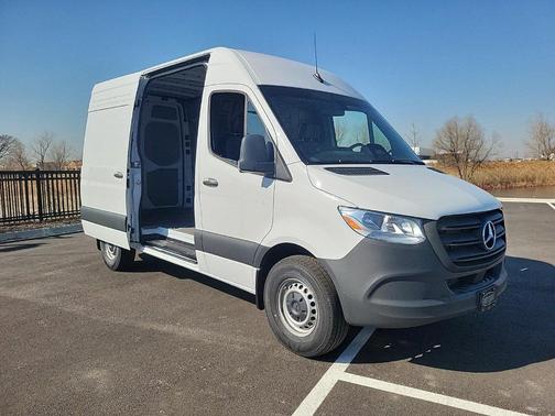 2025 Mercedes-Benz Sprinter 2500 Standard Roof