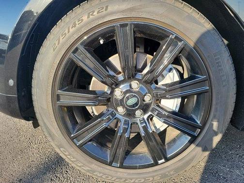 2021 Land Rover Range Rover Sport HSE Silver Edition