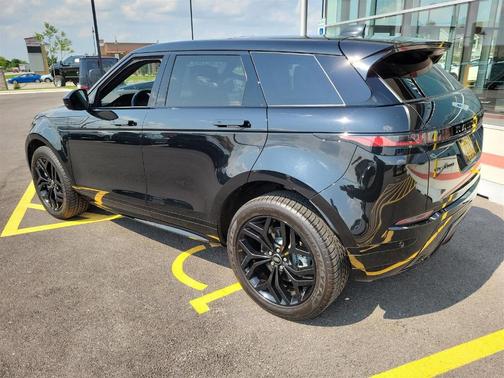 2023 Land Rover Range Rover Evoque R-Dynamic SE