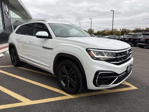 2021 Volkswagen Atlas Cross Sport 3.6L V6 SE w/Technology R-Line