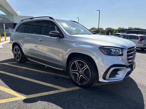 2025 Mercedes-Benz GLS 450 4MATIC