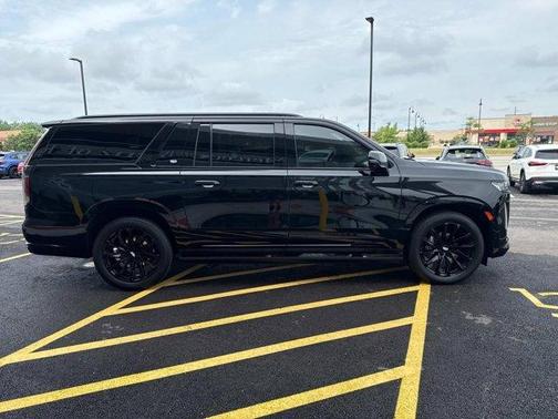 2021 Cadillac Escalade ESV Sport