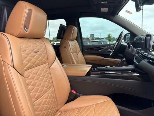 2021 Cadillac Escalade ESV Sport
