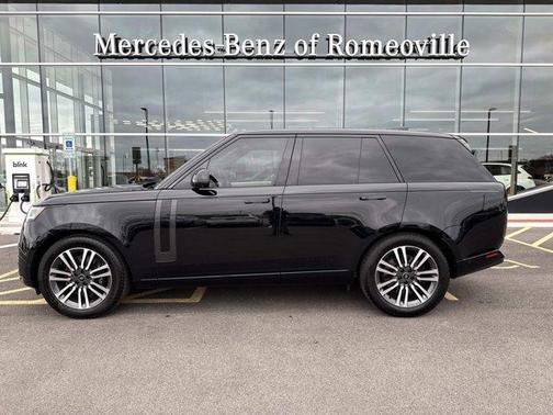 2023 Land Rover Range Rover P530 SE