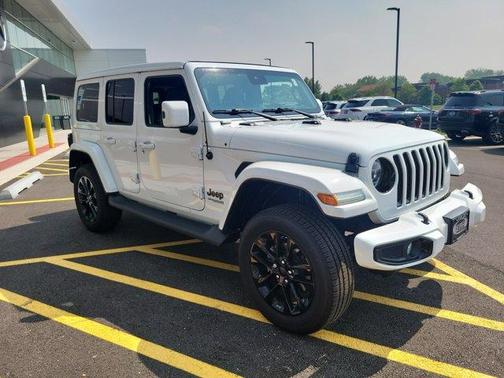 2021 Jeep Wrangler Unlimited Sahara Altitude